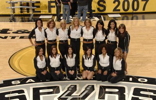 潘威伦登板 潘威伦登板