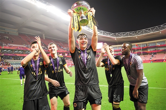 强调信息强 强调信息强